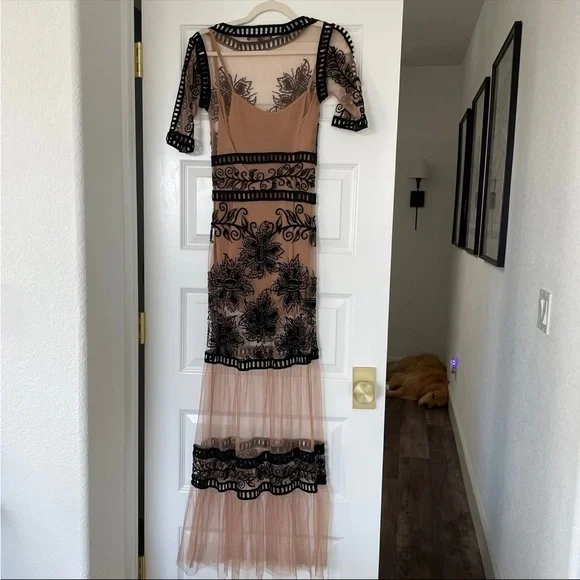 For love and lemons black desert maxi dress - Picture 8 of 9